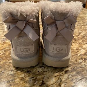 Mini Bailey Bow UGGS